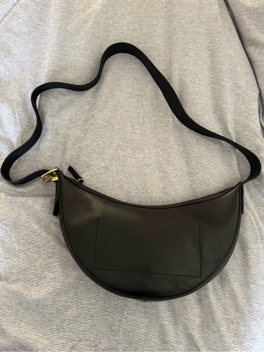Madewell The Essentials Crescent Sling Women Black Leather Crossbody - Picture 4 of 5
